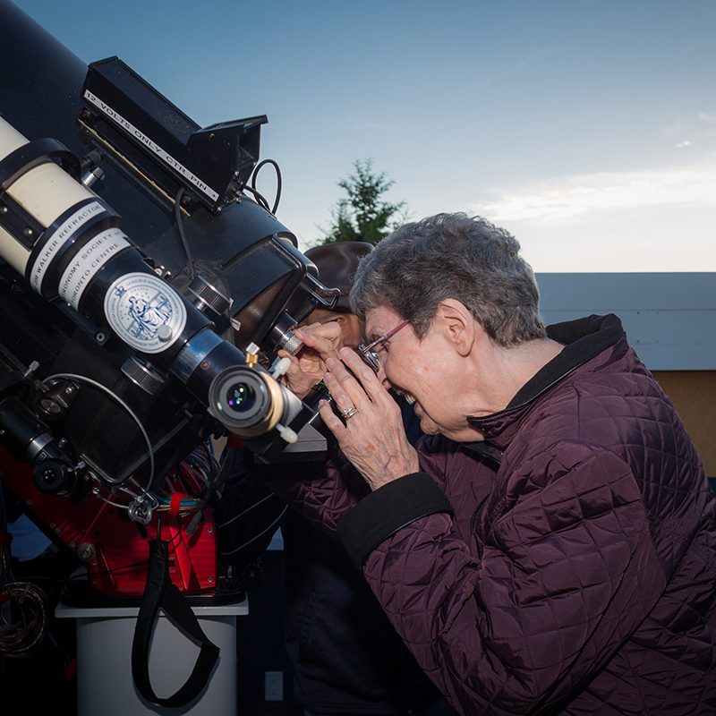 Marina's Visit to the Carr Astronomical Observatory